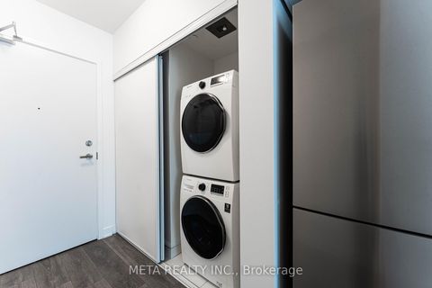 Photo 18 at 3606 - 99 Broadway Avenue, Mount Pleasant West, Toronto