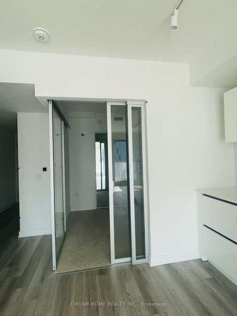Photo 4 at 2017 - 230 Simcoe Street, Chinatown, Toronto
