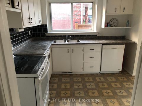Photo 6 at 54 Garside Crescent, Amesbury, Toronto