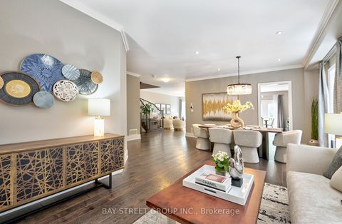 Photo 2 at 67 Meadowsweet Lane, Oak Ridges Lake Wilcox, Richmond Hill