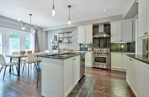 Photo 6 at 67 Meadowsweet Lane, Oak Ridges Lake Wilcox, Richmond Hill