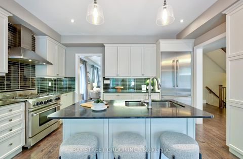 Photo 8 at 67 Meadowsweet Lane, Oak Ridges Lake Wilcox, Richmond Hill