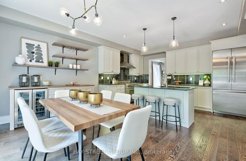 Photo 9 at 67 Meadowsweet Lane, Oak Ridges Lake Wilcox, Richmond Hill