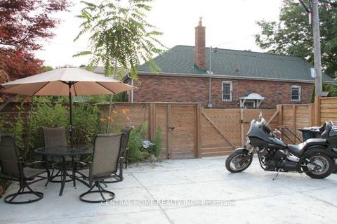 Photo 20 at 226 Donlands Avenue, East York, Toronto