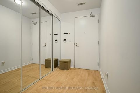 Photo 3 at 383 - 209 Fort York Boulevard, Niagara, Toronto