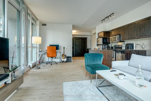 Photo 9 at 383 - 209 Fort York Boulevard, Niagara, Toronto