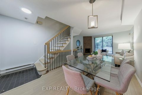 Photo 1 at 25 Dundonald Street, Yonge Corridor, Toronto