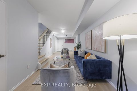 Photo 29 at 25 Dundonald Street, Yonge Corridor, Toronto