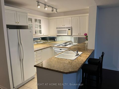 Photo 6 at PH1 - 3130 Yonge Street, Lawrence Park North, Toronto