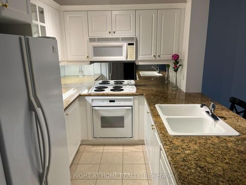 Photo 7 at PH1 - 3130 Yonge Street, Lawrence Park North, Toronto