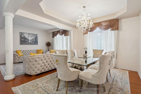 Photo 4 at 126 Josephine Road W, Vellore Village, Vaughan