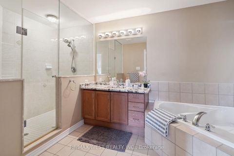 Photo 9 at 126 Josephine Road W, Vellore Village, Vaughan