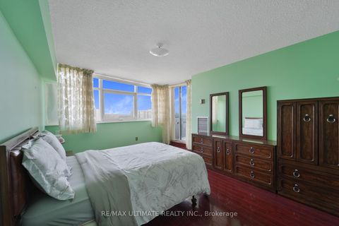 Photo 10 at Ph5 - 3131 Bridletowne Circle, L'Amoreaux, Toronto
