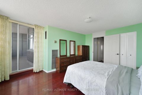 Photo 11 at Ph5 - 3131 Bridletowne Circle, L'Amoreaux, Toronto