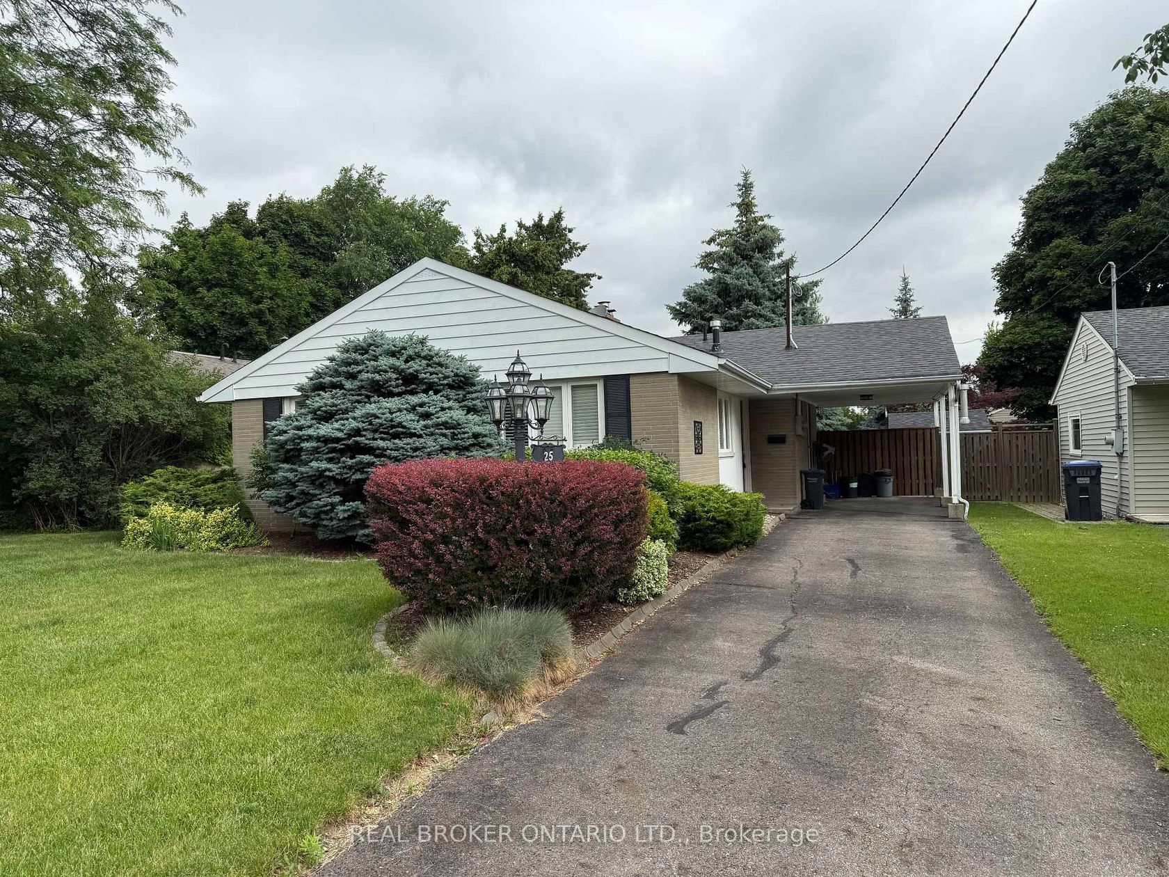 25 Sora Drive, Streetsville, Mississauga 
