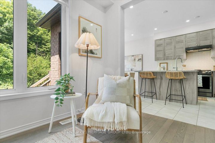Photo 10 at 157 Cactus Crescent, Stoney Creek Mountain, Hamilton