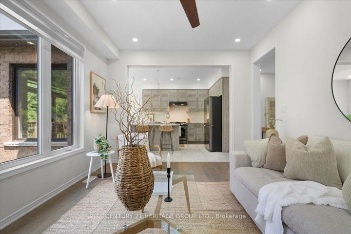 Photo 11 at 157 Cactus Crescent, Stoney Creek Mountain, Hamilton