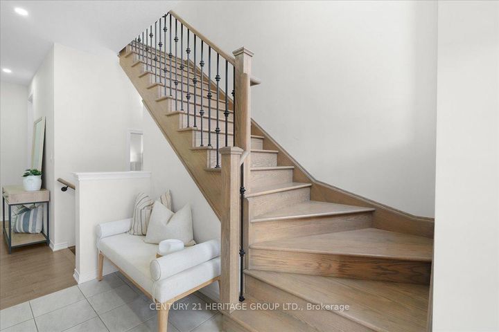 Photo 22 at 157 Cactus Crescent, Stoney Creek Mountain, Hamilton