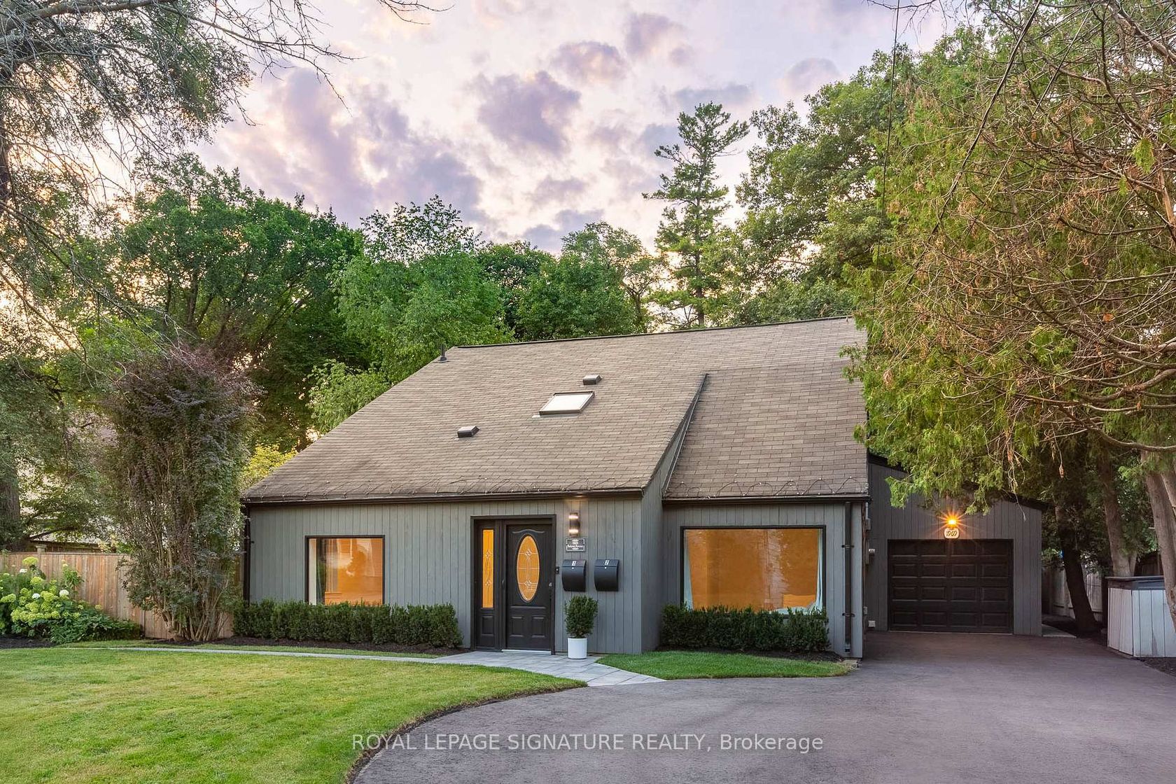 1969 Balsam Avenue, Clarkson, Mississauga 