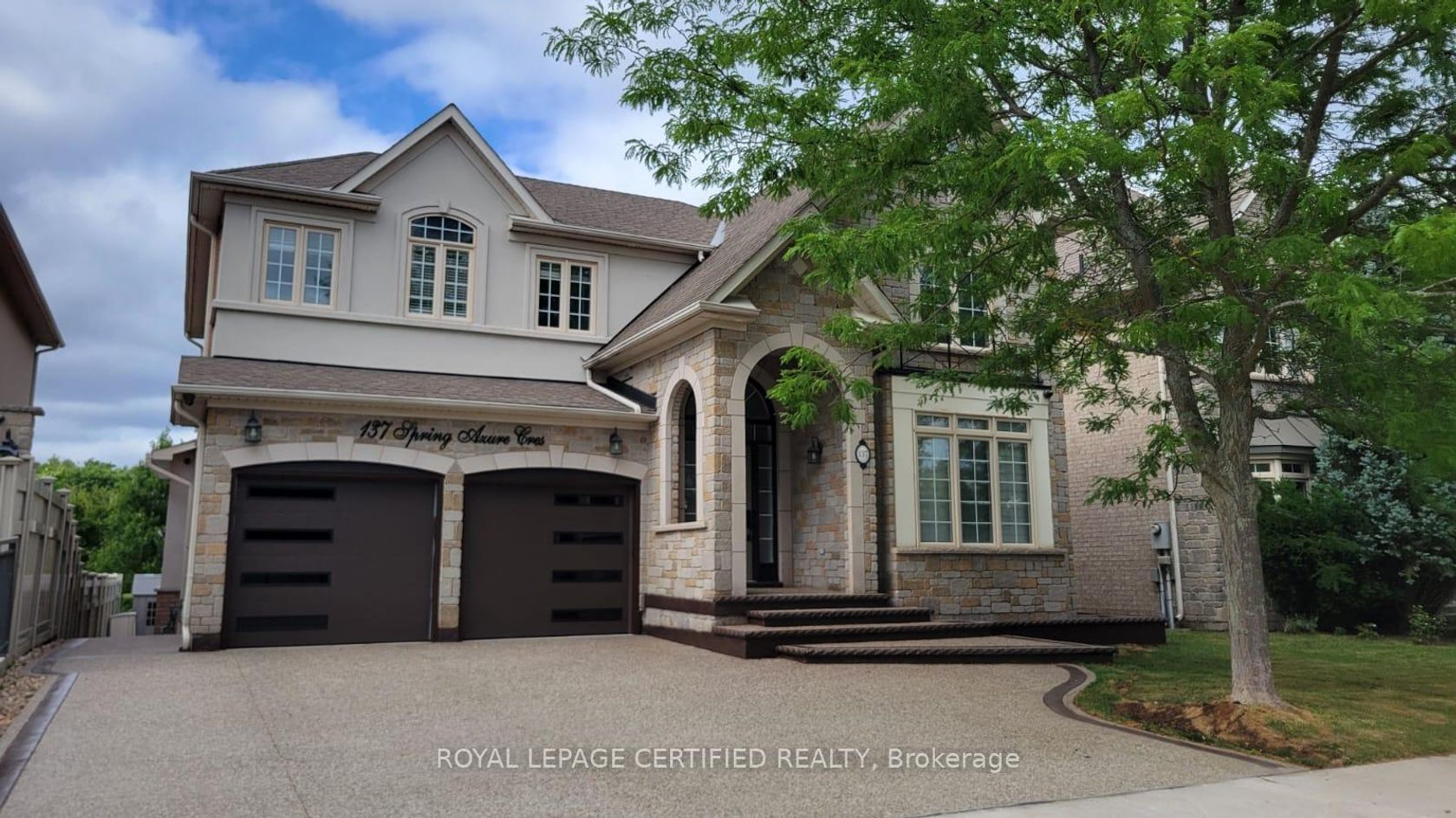 137 Spring Azure Crescent, BR Bronte, Oakville 
