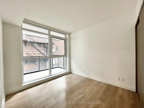 Photo 11 at 706 - 38 Widmer Street, Waterfront Communities C1, Toronto