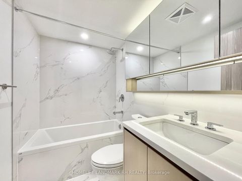 Photo 12 at 706 - 38 Widmer Street, Waterfront Communities C1, Toronto