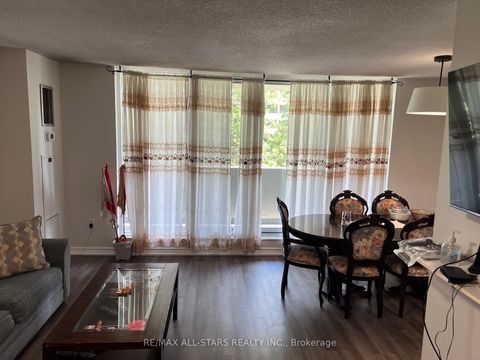 Photo 7 at 310 - 100 Prudential Drive, Dorset Park, Toronto