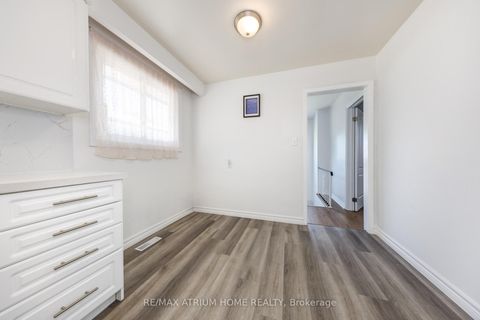 Photo 15 at 37 Warfield Drive, Pleasant View, Toronto