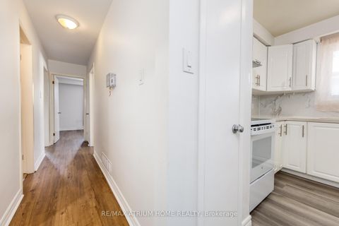 Photo 17 at 37 Warfield Drive, Pleasant View, Toronto