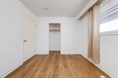 Photo 19 at 37 Warfield Drive, Pleasant View, Toronto