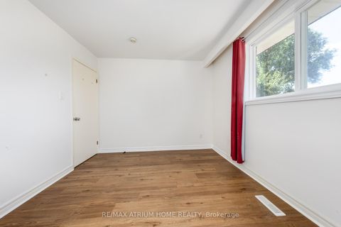 Photo 22 at 37 Warfield Drive, Pleasant View, Toronto
