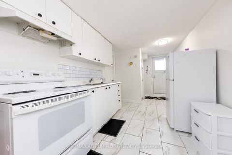 Photo 31 at 37 Warfield Drive, Pleasant View, Toronto