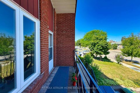Photo 40 at 37 Warfield Drive, Pleasant View, Toronto