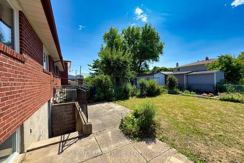Photo 41 at 37 Warfield Drive, Pleasant View, Toronto