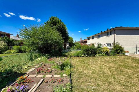 Photo 45 at 37 Warfield Drive, Pleasant View, Toronto