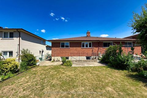 Photo 47 at 37 Warfield Drive, Pleasant View, Toronto