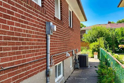 Photo 49 at 37 Warfield Drive, Pleasant View, Toronto
