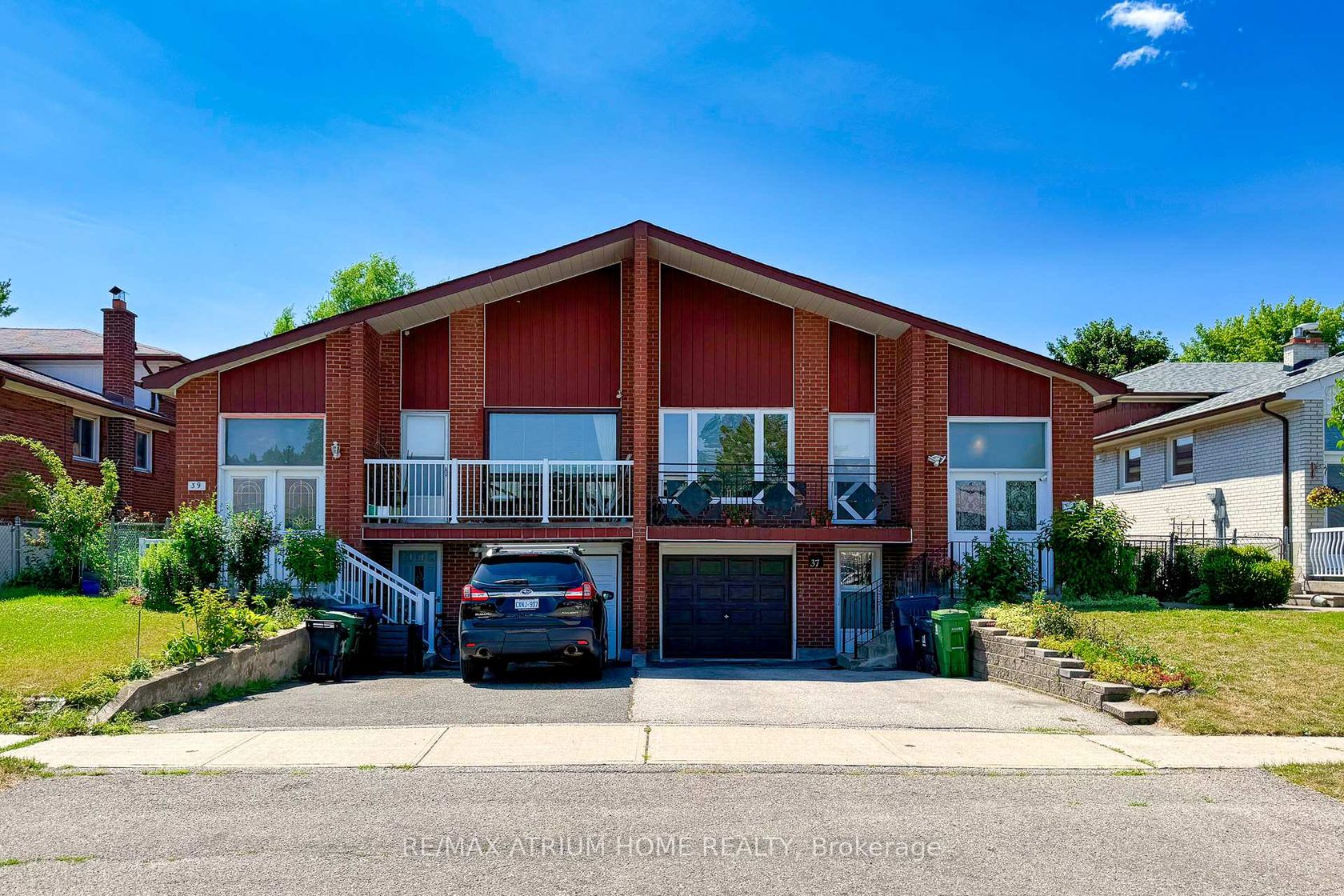 37 Warfield Drive, Pleasant View, Toronto 