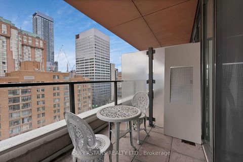 Photo 10 at 1820 - 111 Elizabeth Street, Bay Street Corridor, Toronto