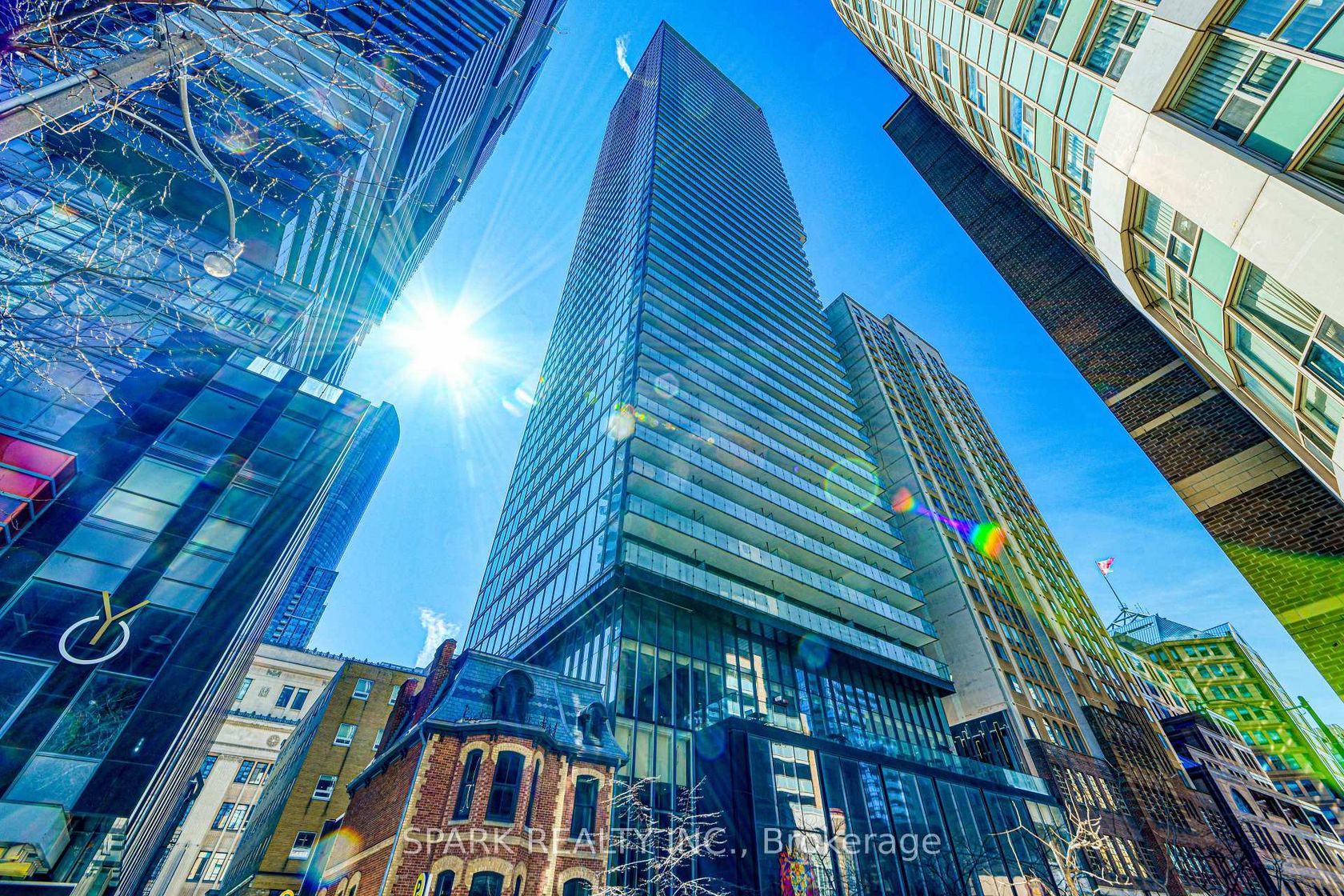 2405 - 15 Grenville Street, Bay Street Corridor, Toronto 