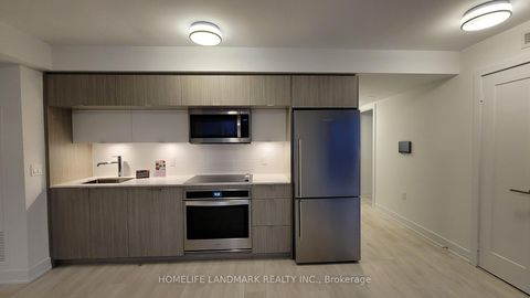 Photo 3 at 903 - 575 Bloor Street E, North St. James Town, Toronto