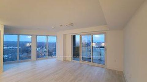 Photo 8 at 903 - 575 Bloor Street E, North St. James Town, Toronto