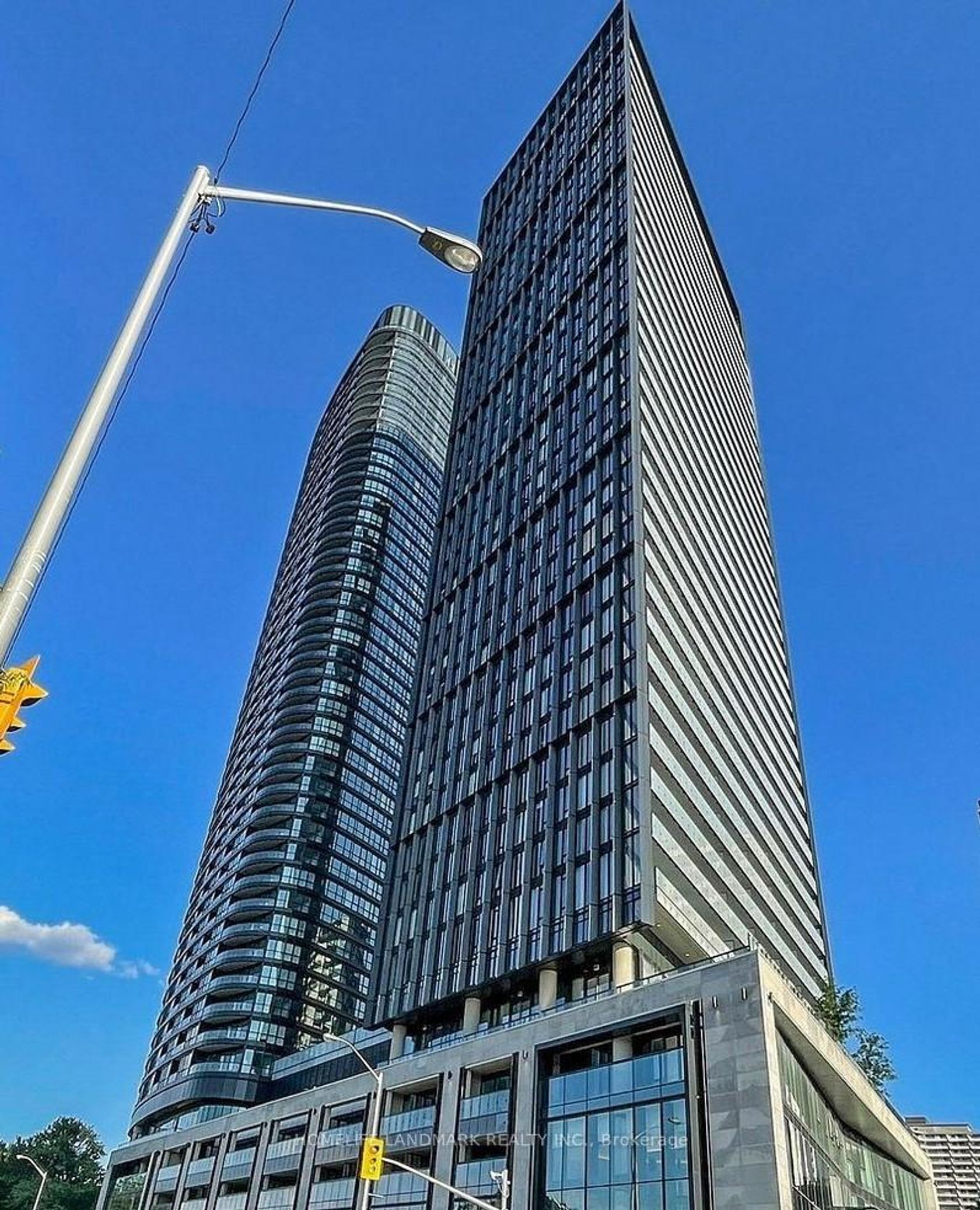 903 - 575 Bloor Street E, North St. James Town, Toronto 