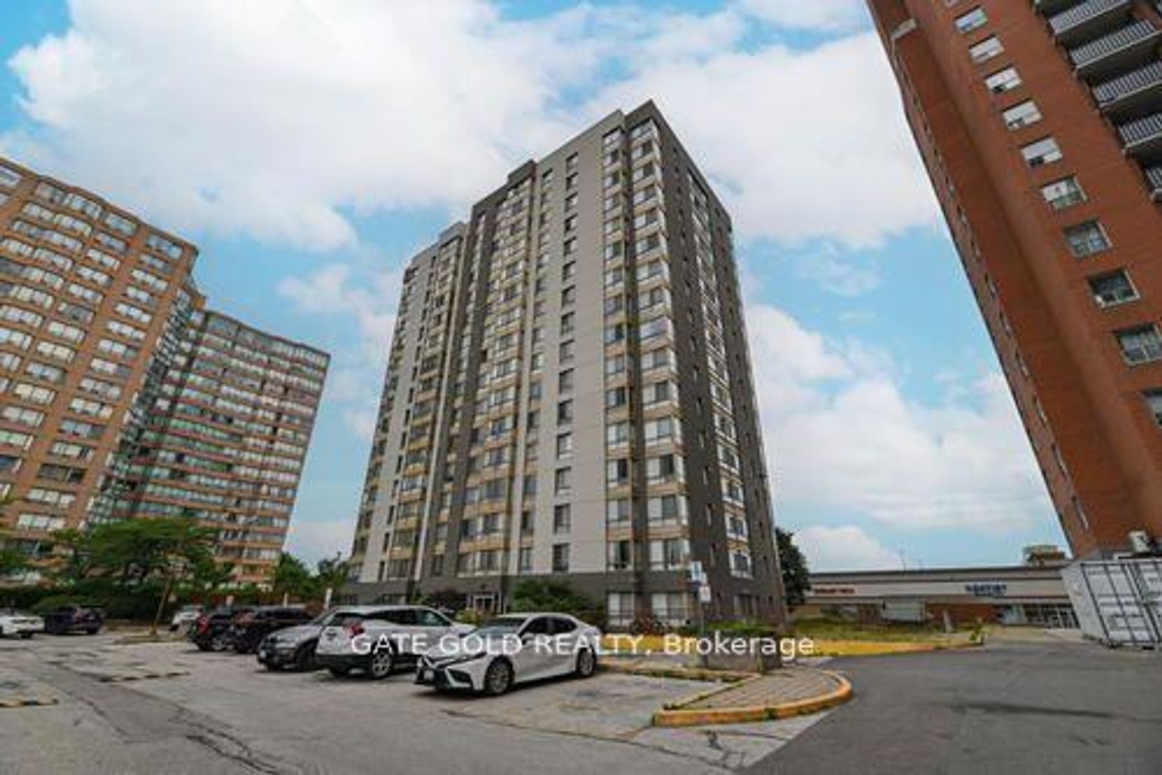 706 - 2470 Eglinton Avenue W, Greenbrook, Toronto 