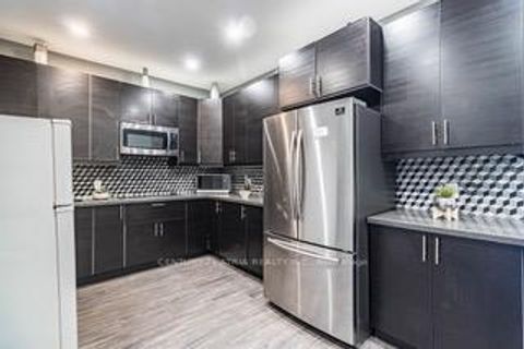 Photo 3 at 17 Montcalm Avenue, Belgravia, Toronto