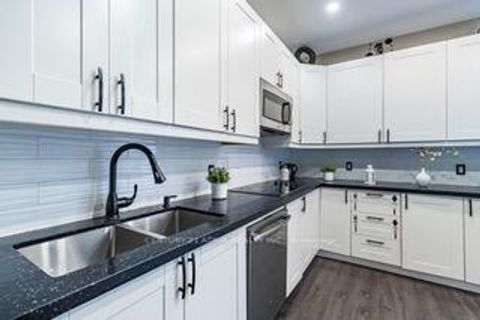 Photo 9 at 17 Montcalm Avenue, Belgravia, Toronto
