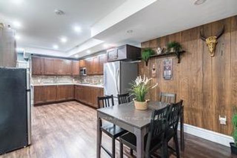 Photo 13 at 17 Montcalm Avenue, Belgravia, Toronto