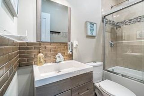 Photo 16 at 17 Montcalm Avenue, Belgravia, Toronto