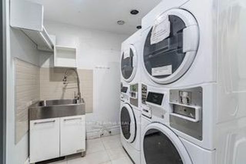 Photo 19 at 17 Montcalm Avenue, Belgravia, Toronto