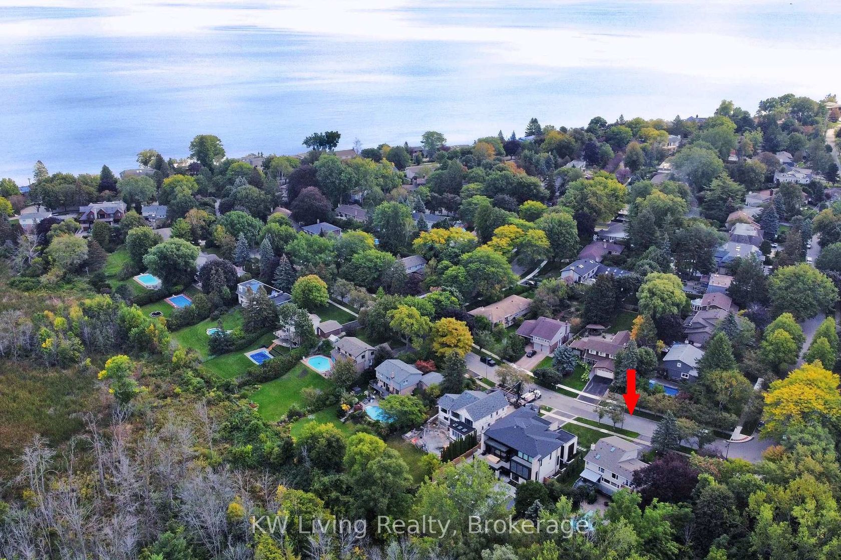 1280 Watersedge Road, Clarkson, Mississauga 